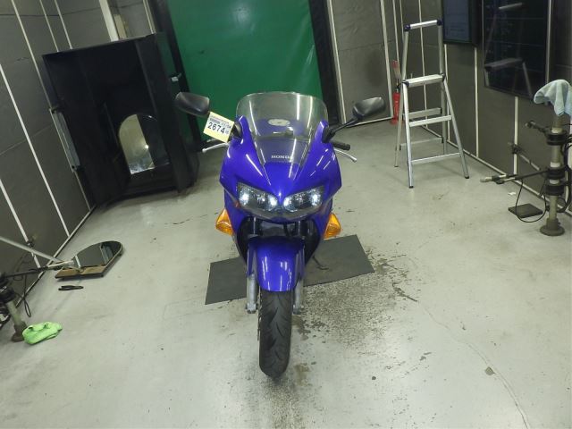 Передняя часть